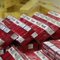 Douane : Saisie de 50 mille paquets de cigarettes et de tabac aromatisé à bord de 5 camions