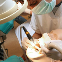 Les consignes du ministère de la santé concernant le circuit interne de désinfection sont inapplicables, selon l’ordre des médecins dentiste