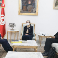 Najla Bouden reçoit le président de la Fédération tunisienne des directeurs de journaux