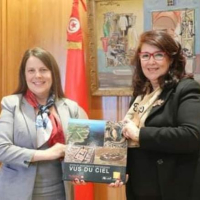 Examen des moyens de renforcer le partenariat culturel entre la Tunisie et les Etats-Unis