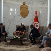 Natation : Un accueil officiel pour le double champion du monde Ayoub Hafnaoui, de retour à Tunis