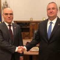Nabil Ammar s'entretient à Bucarest avec le président du Sénat roumain