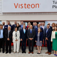 Inauguration d'une nouvelle unité de production du construicteur automobile américain "Visteon" au pôle technologique de Borj Cédria