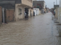 Ariana : Des habitants bloquent la route de Raoued après les inondations de leurs maisons