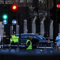 Attentat de Londres: 3 morts, selon un bilan revu à la baisse par la police