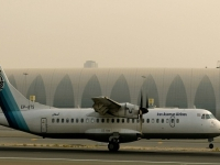 Crash en Iran: la compagnie revient sur son bilan de 66 morts, l'avion introuvable