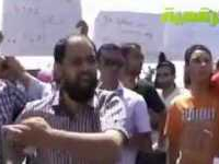 Des partisans d'Ennahdha pro Morsi manifestent devant l'ambassade d'Egypte