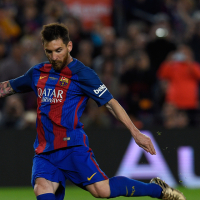 Foot: Lionel Messi prolongé au FC Barcelone jusqu'en 2021