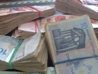 Le dinar tunisien doit encore être déprécié, selon le FMI