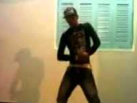 Le terroriste Seifeddine Rezgui filmé en train de danser breakdance en 2010