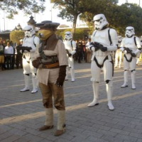 Parade "Star Wars" à l'avenue Habib Bourguiba