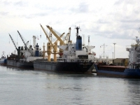 Port de Sfax : Les équipements saisis à bord du navire battant pavillon panaméen seraient destinés à une armée irrégulière, selon la douane