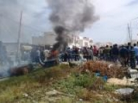 Sfax : Les habitants de Sakiet Ezzit ferment la voie ferrée