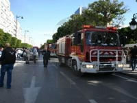 Une femme se fait exploser au centre de ville de Tunis : huit policiers et un civil blessés